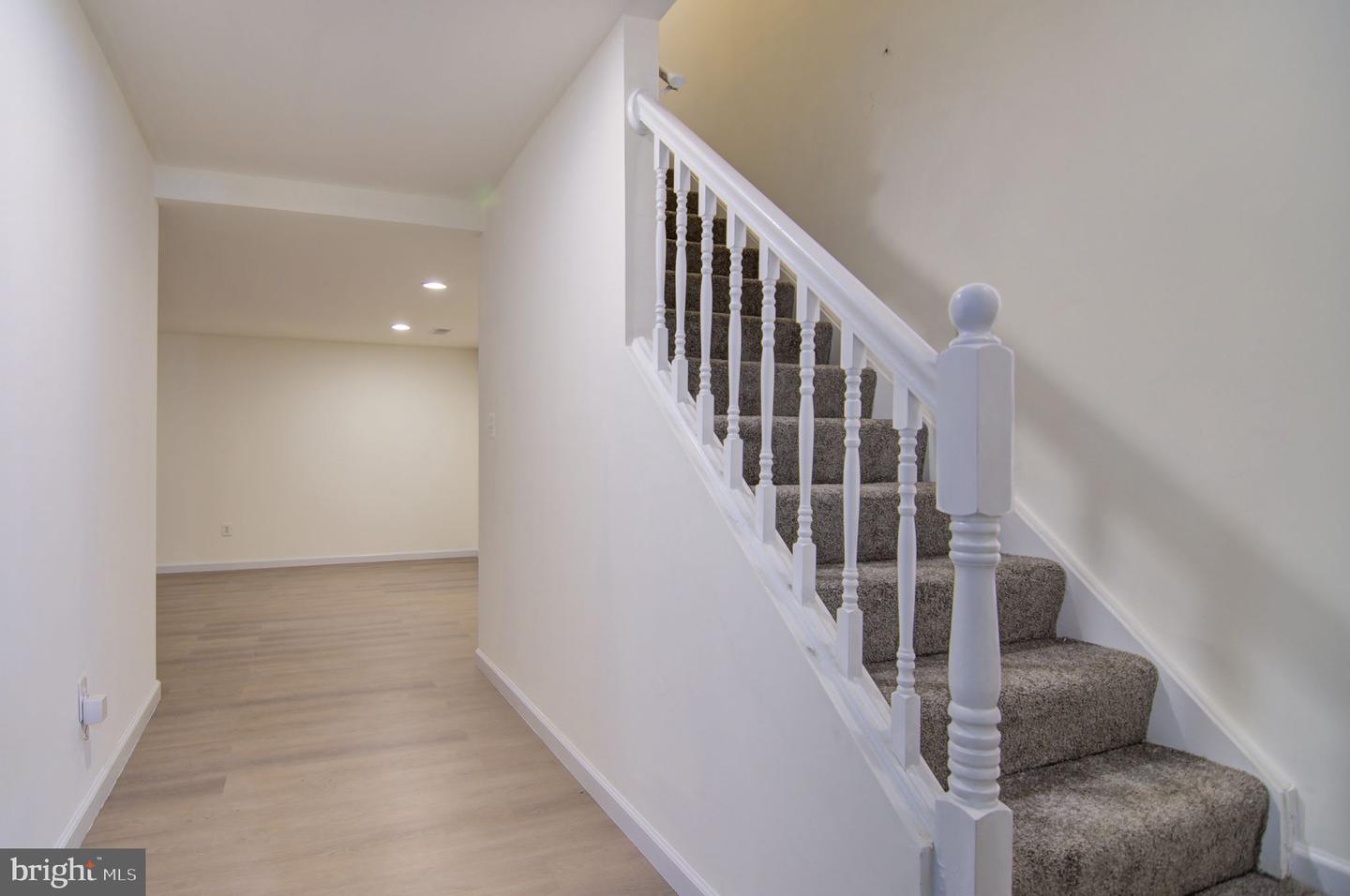 11289 Edgemoor Ct