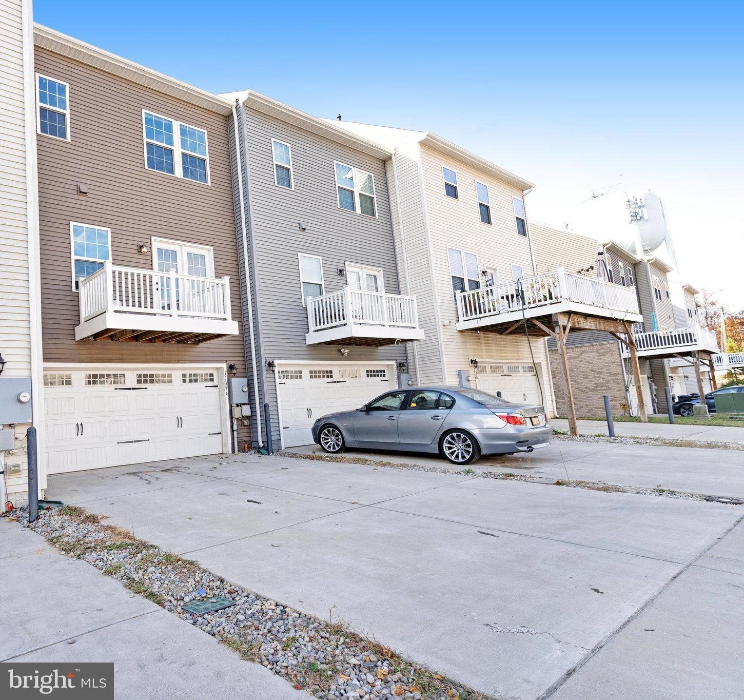 11374 Willow Green Cir