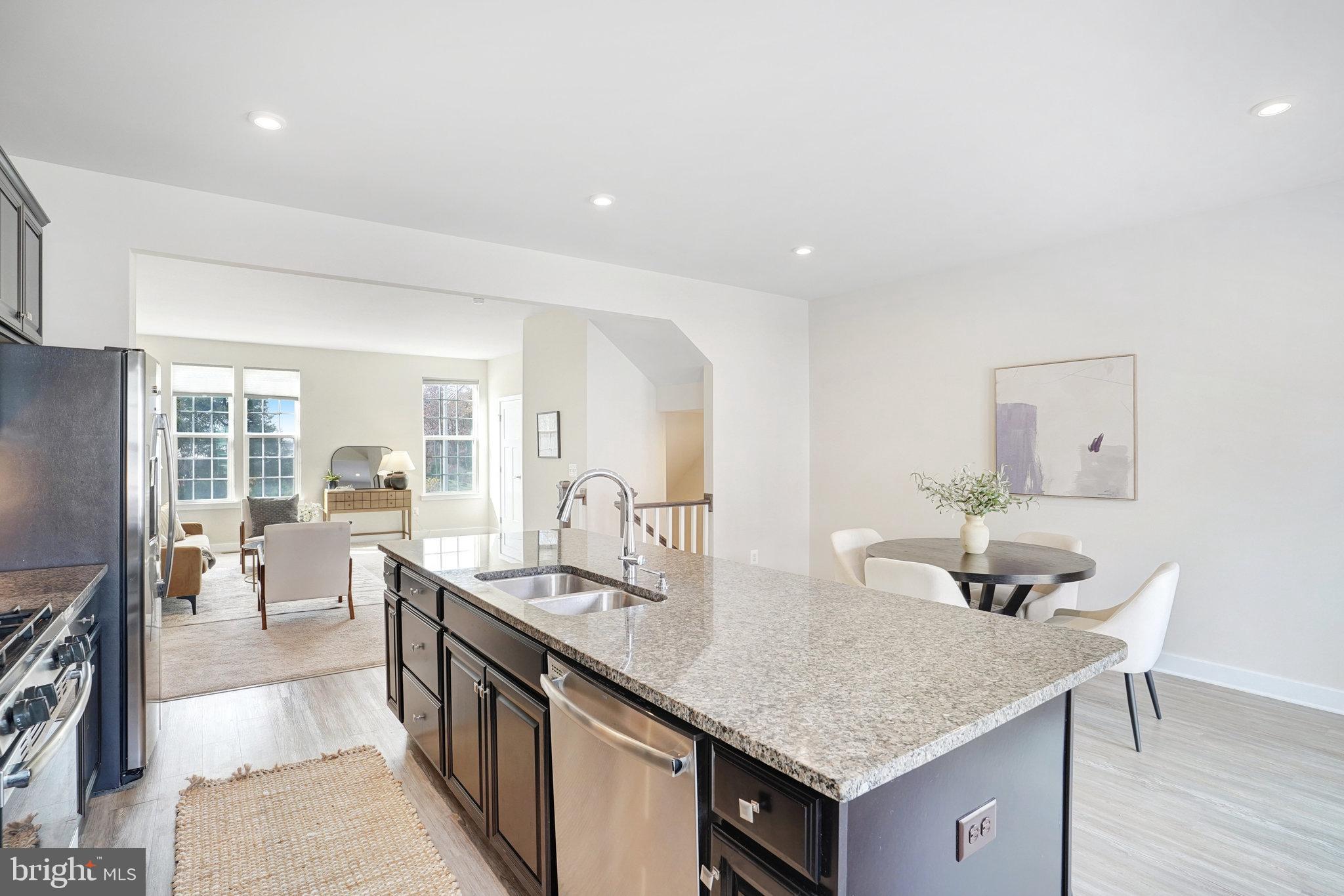 11374 Willow Green Cir