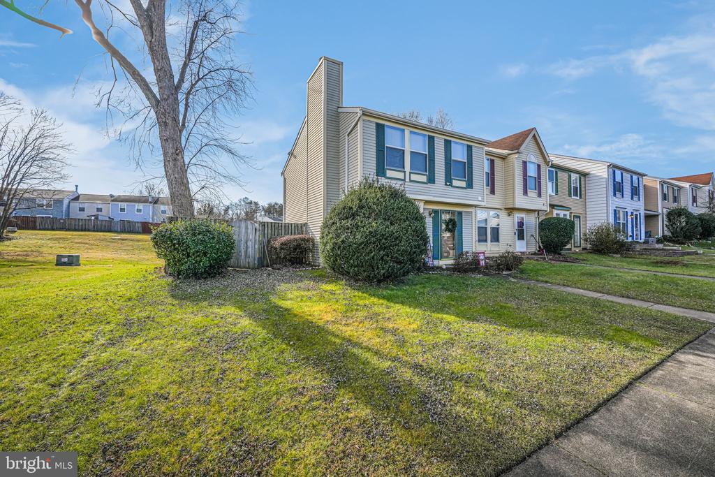 4717 HERSAND COURT