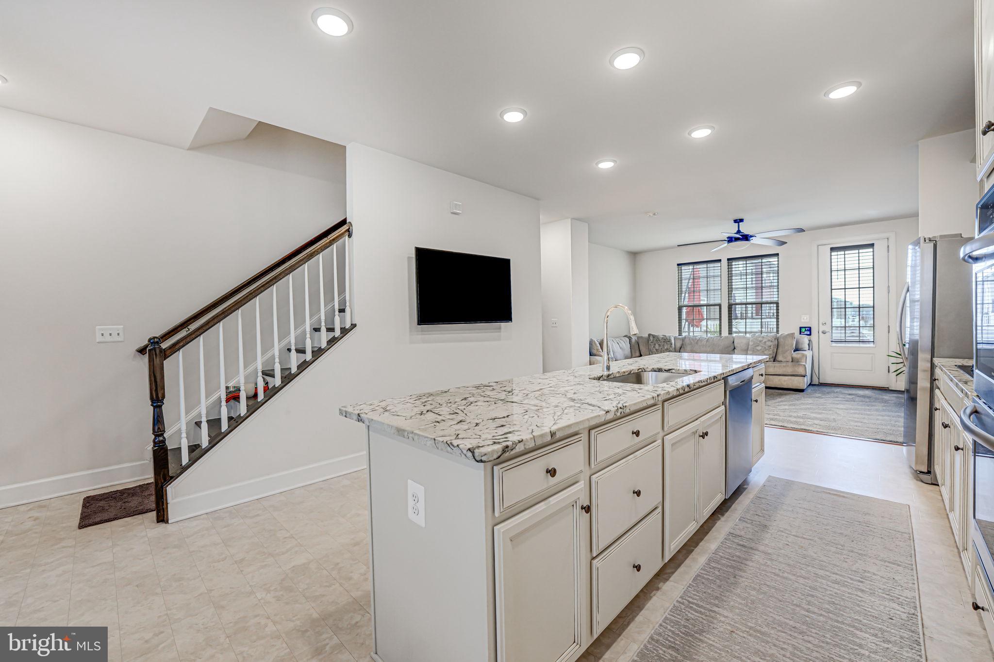 8778 ELSING GREEN DRIVE