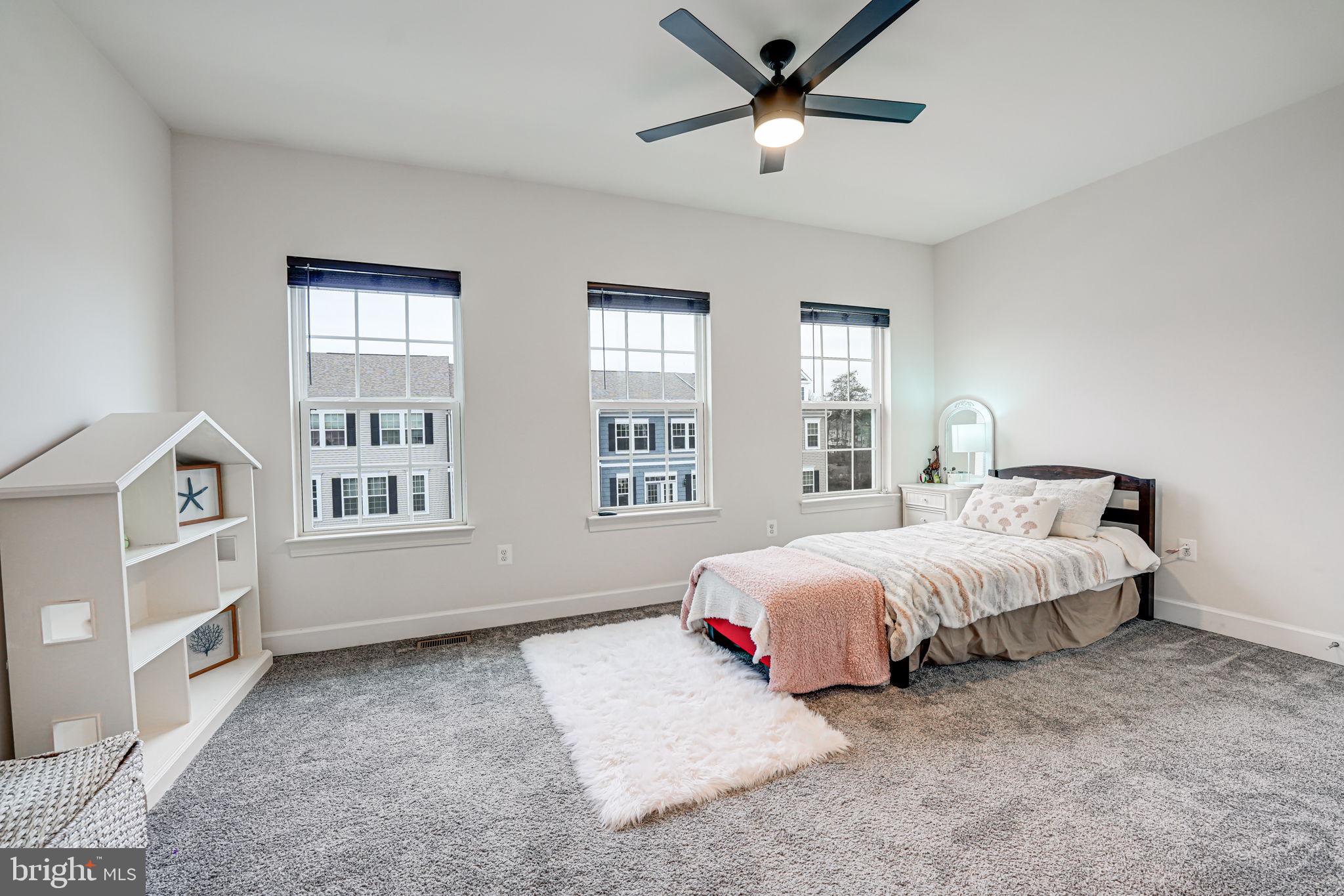 8778 ELSING GREEN DRIVE