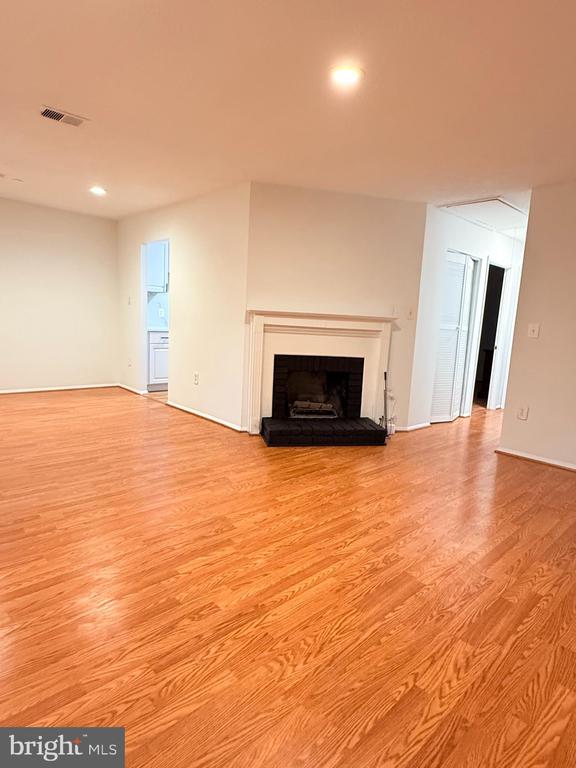2822 Chablis Cir