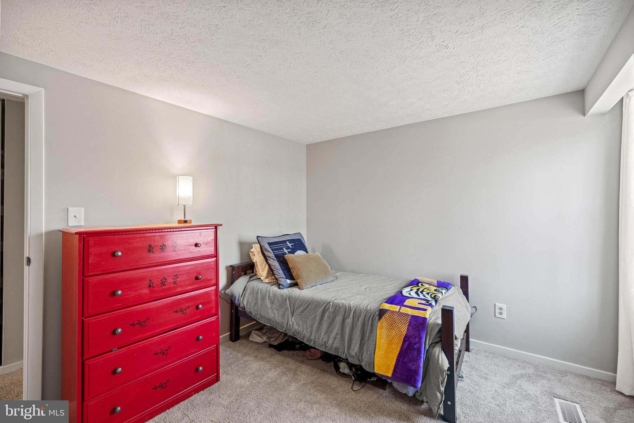 15897 MELODY LANE