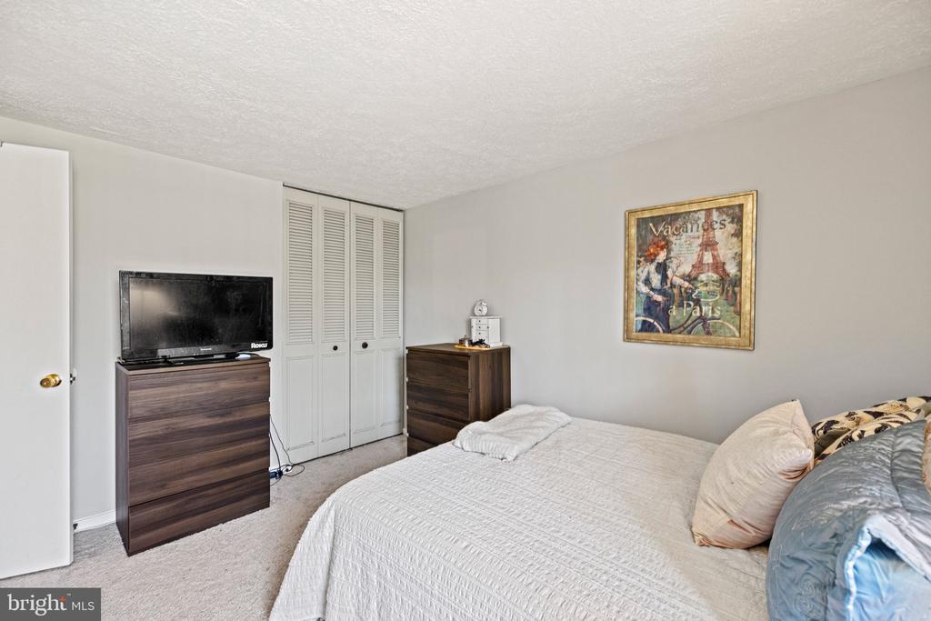 15897 MELODY LANE