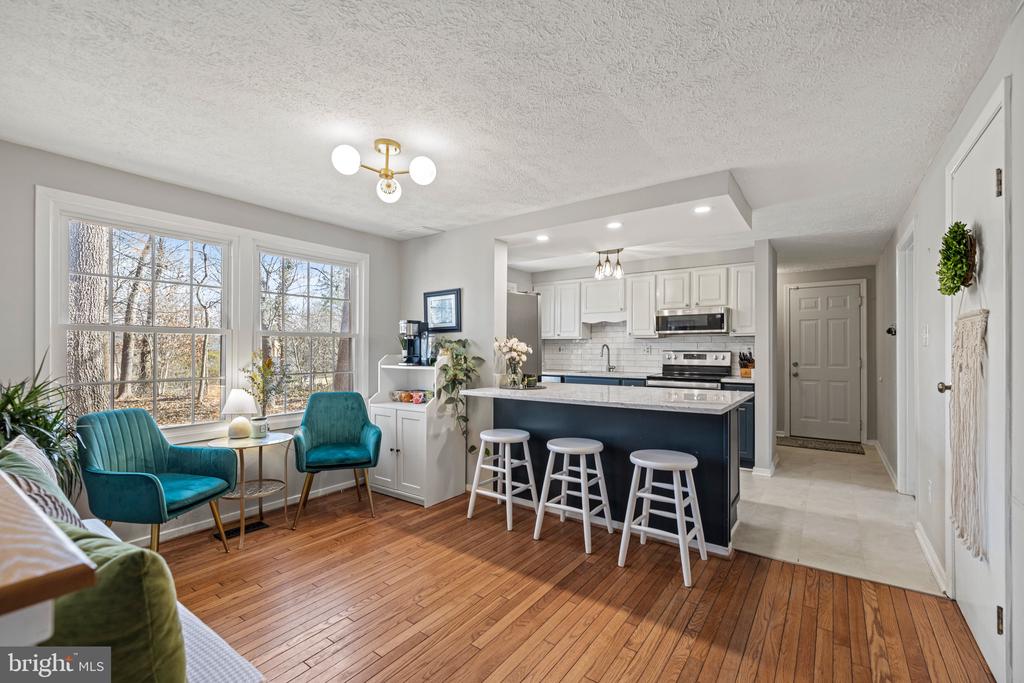 15897 MELODY LANE