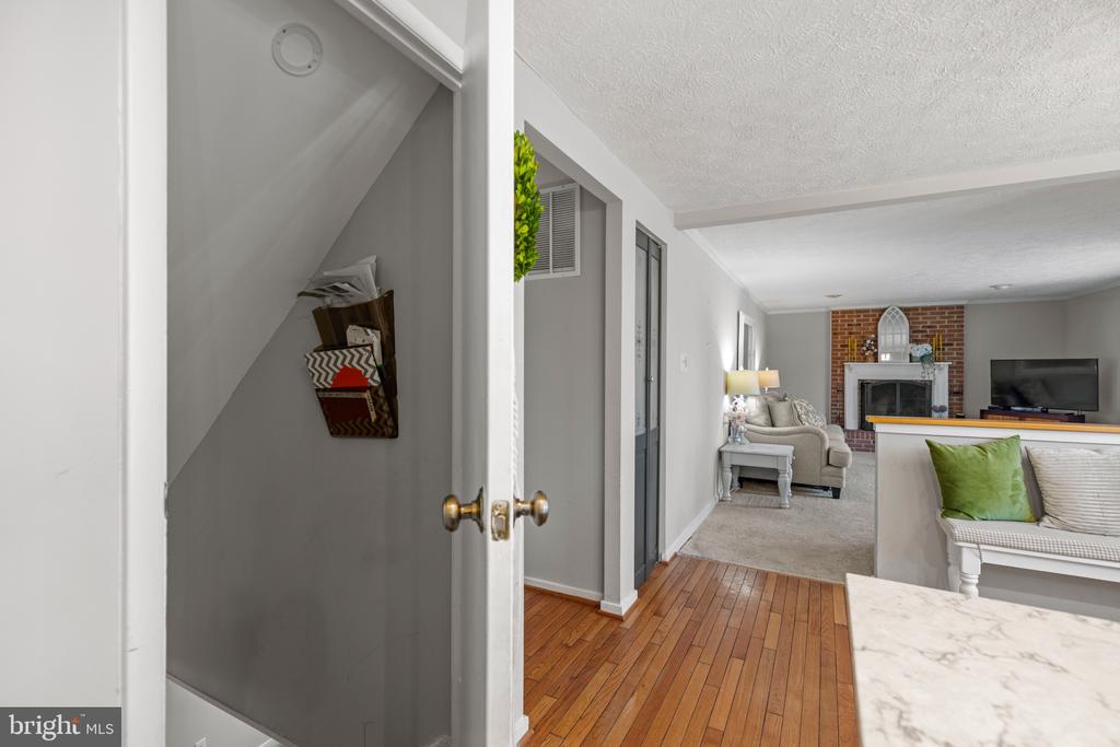 15897 MELODY LANE