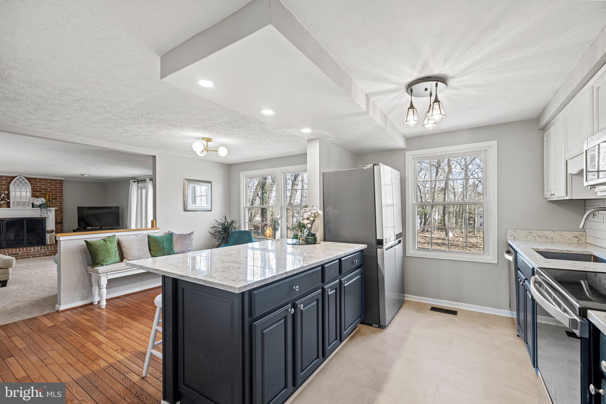 15897 MELODY LANE