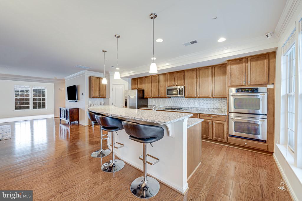 7961 CRESCENT PARK DRIVE