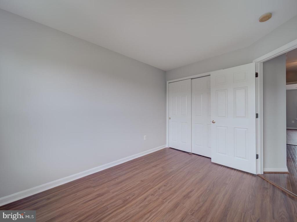 8241 HUMPHREY LANE