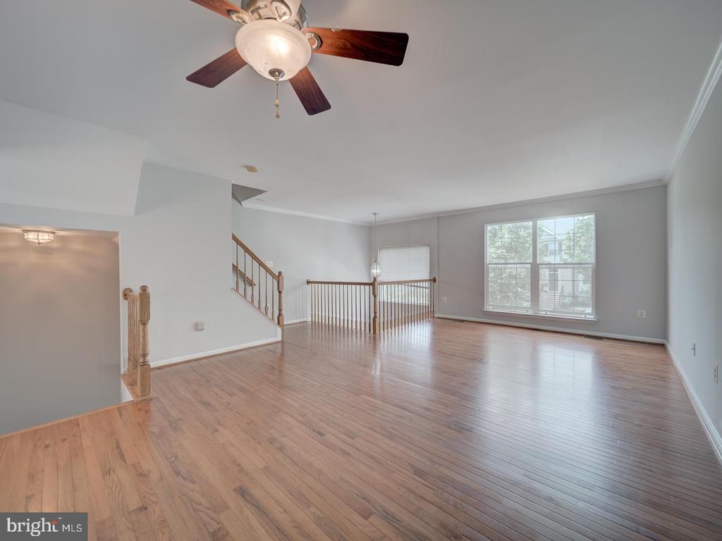 8241 HUMPHREY LANE