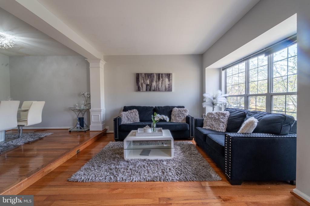 3959 BLYSDALE LANE