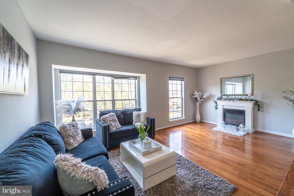 3959 BLYSDALE LANE