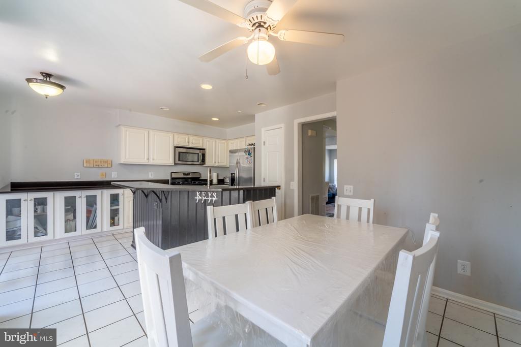 3959 BLYSDALE LANE