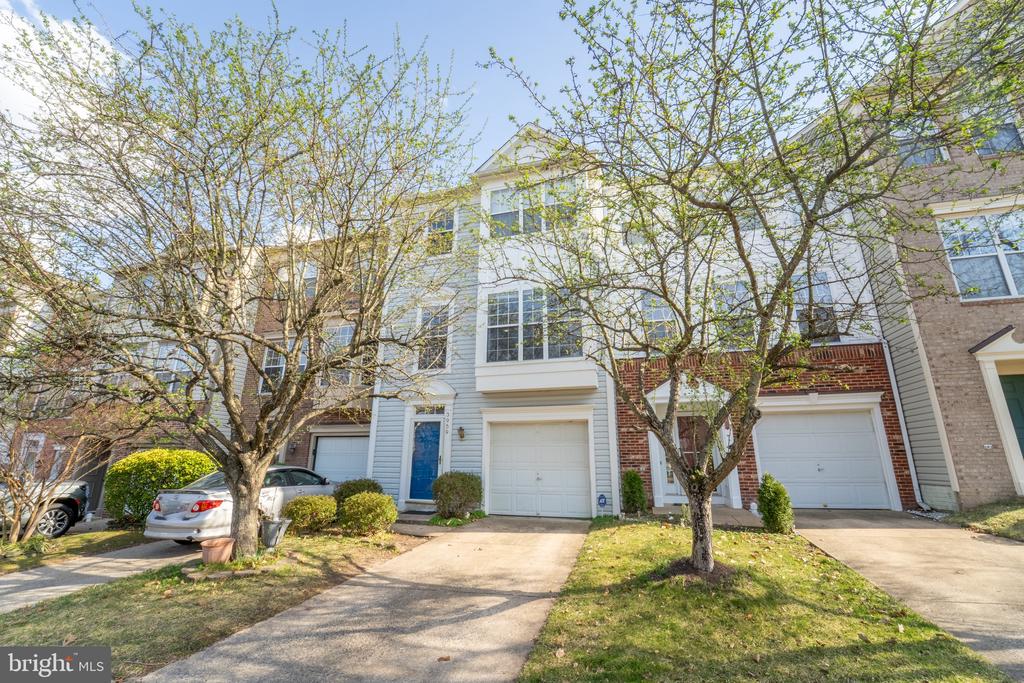 3959 BLYSDALE LANE