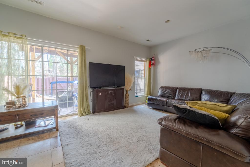 3959 BLYSDALE LANE