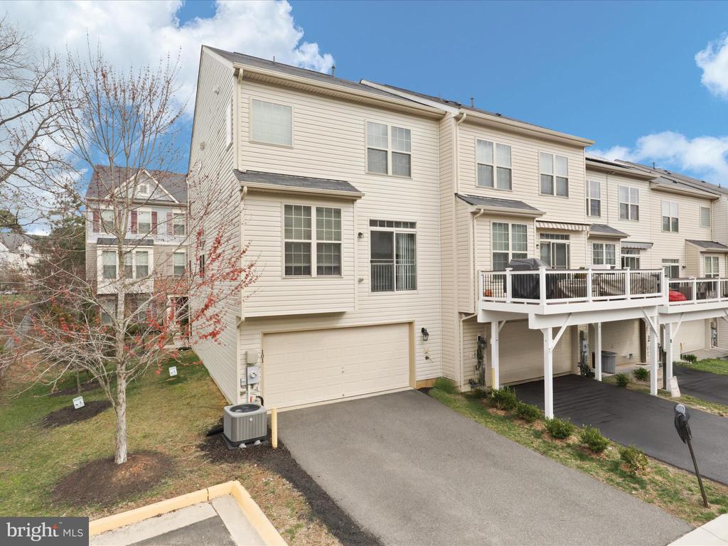 101 Vista Knoll Dr