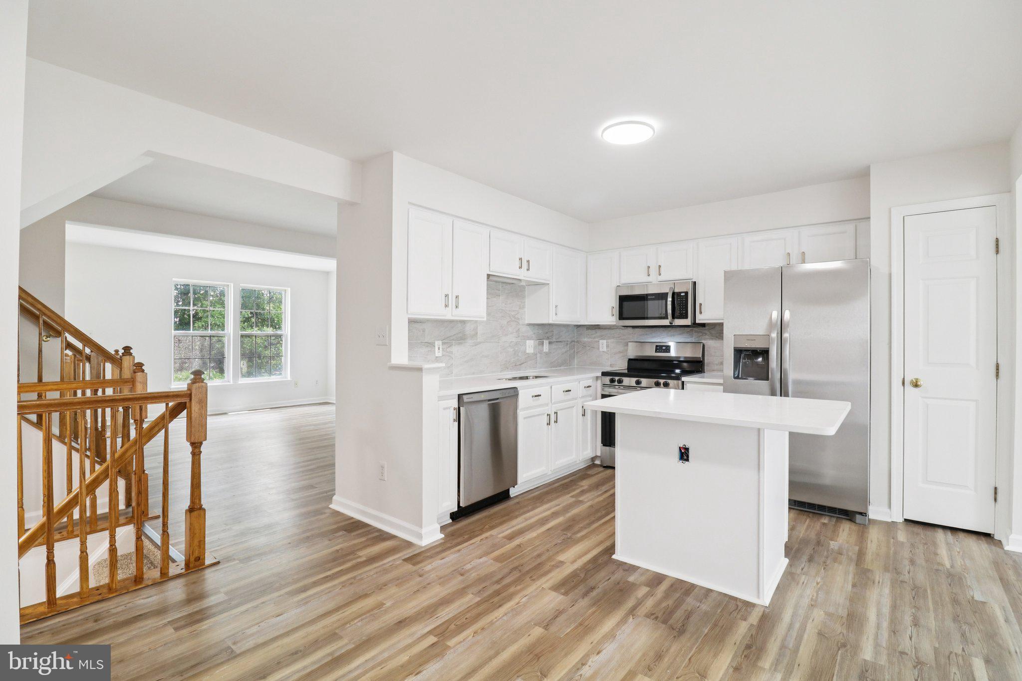 17406 Kagera Dr