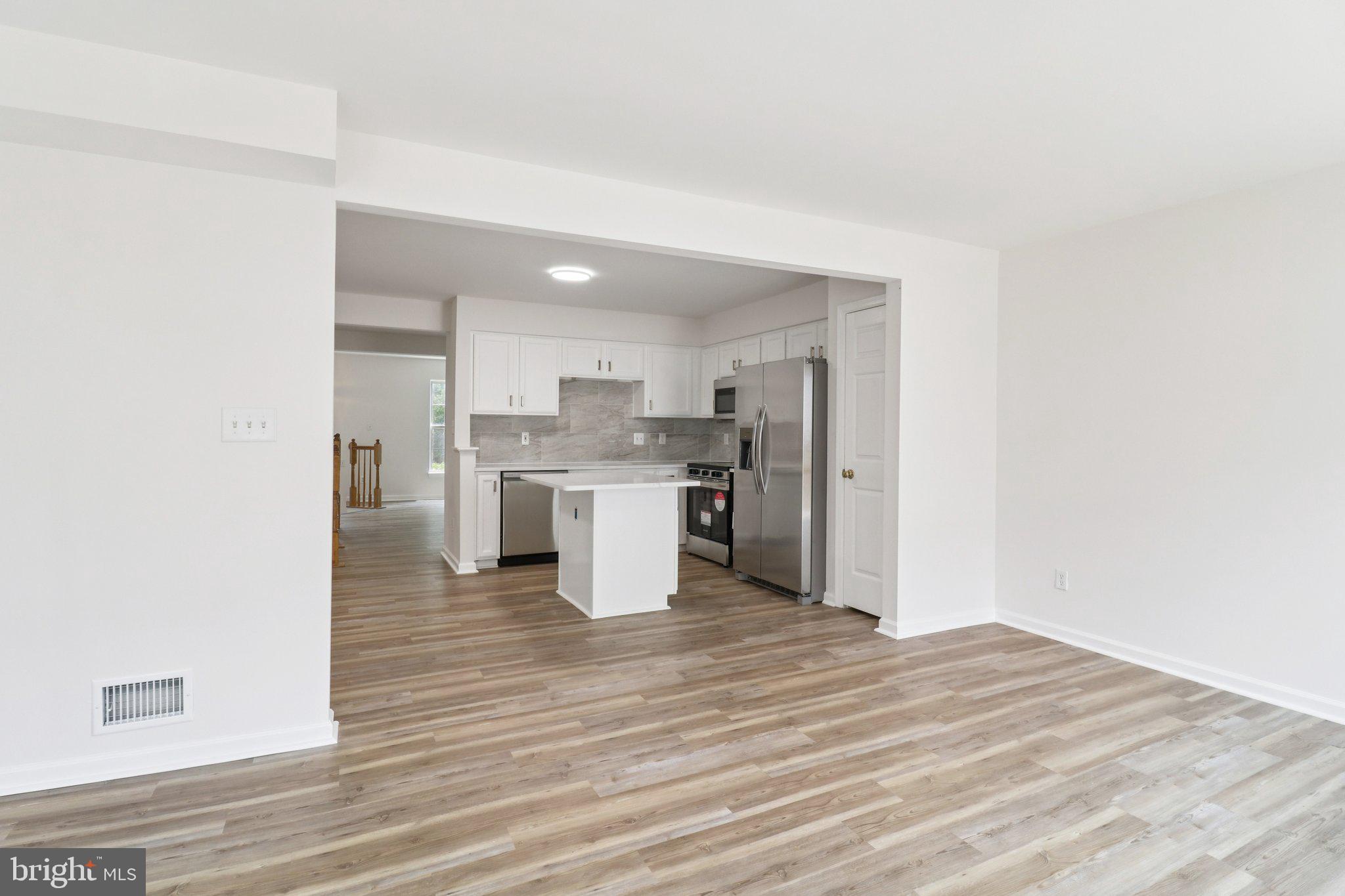 17406 Kagera Dr