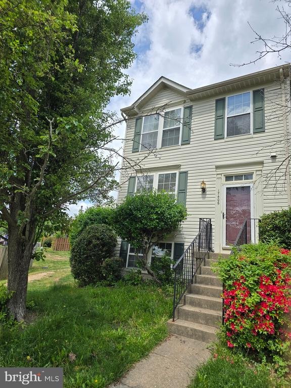 17406 Kagera Dr
