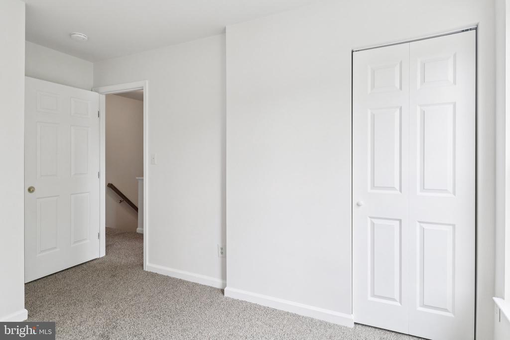 17406 Kagera Dr