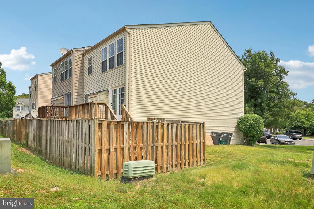 17406 Kagera Dr