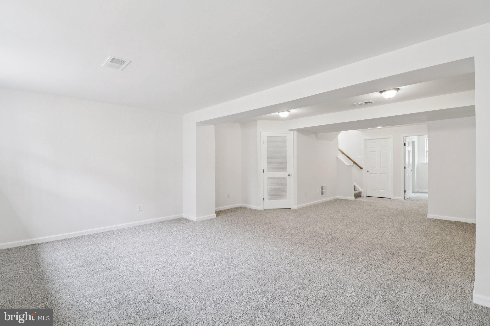 17406 Kagera Dr