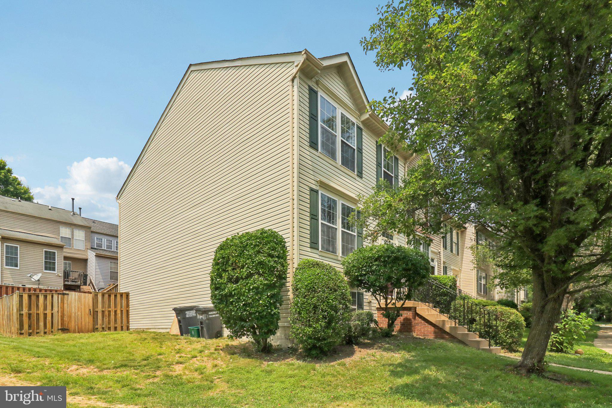 17406 Kagera Dr