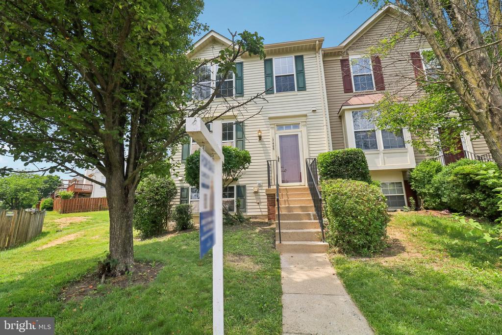 17406 Kagera Dr