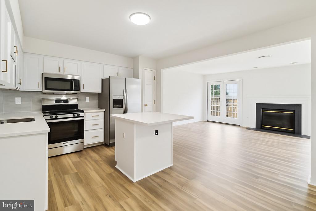 17406 Kagera Dr