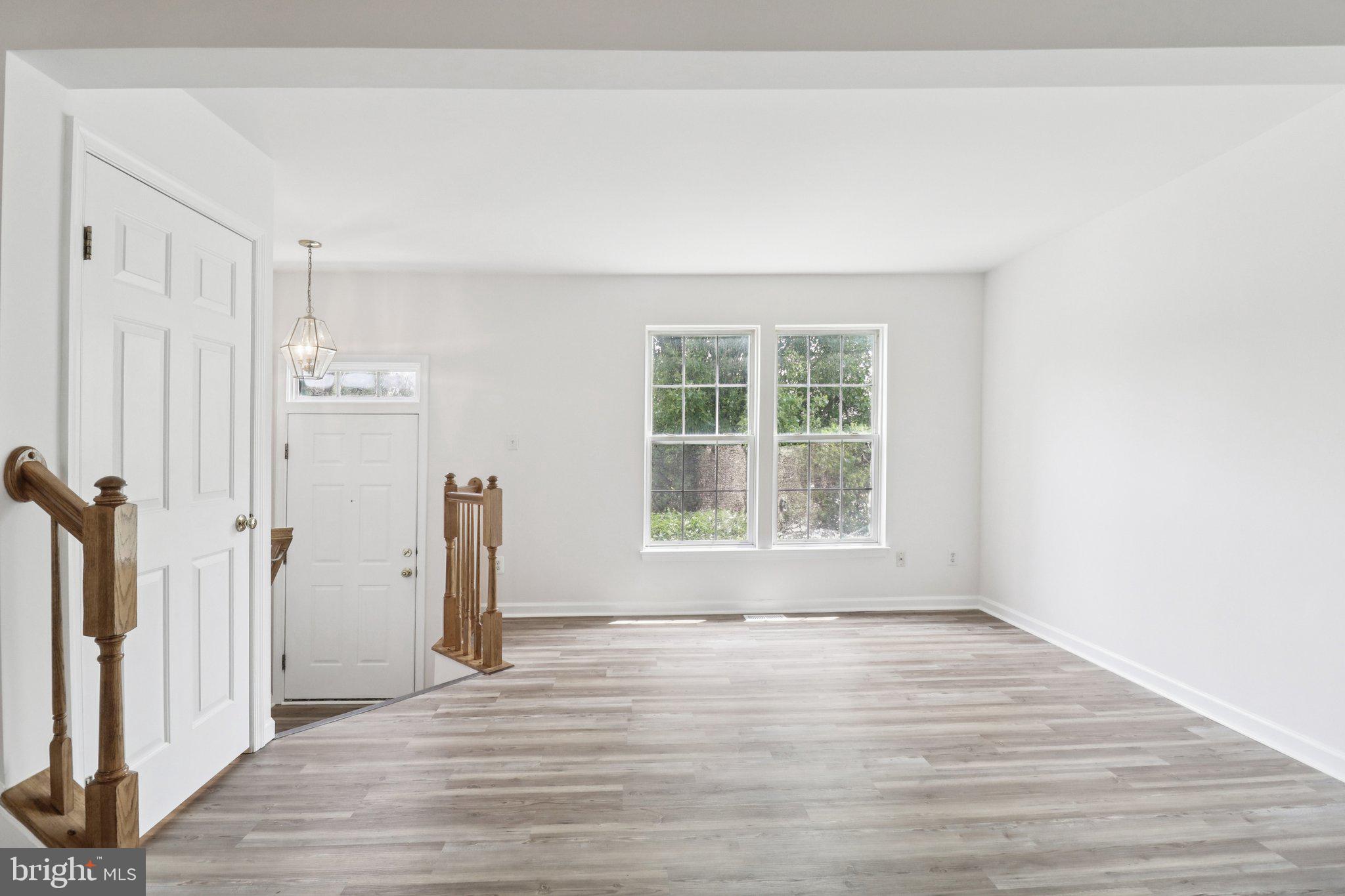 17406 Kagera Dr