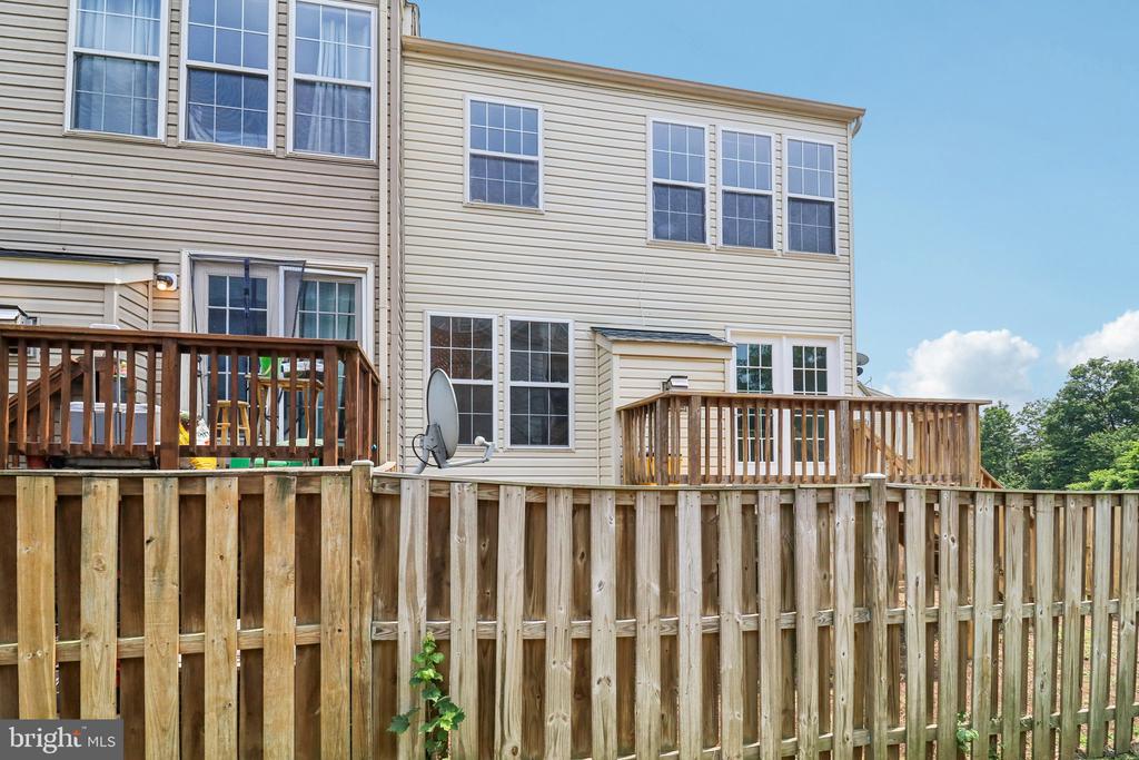 17406 Kagera Dr