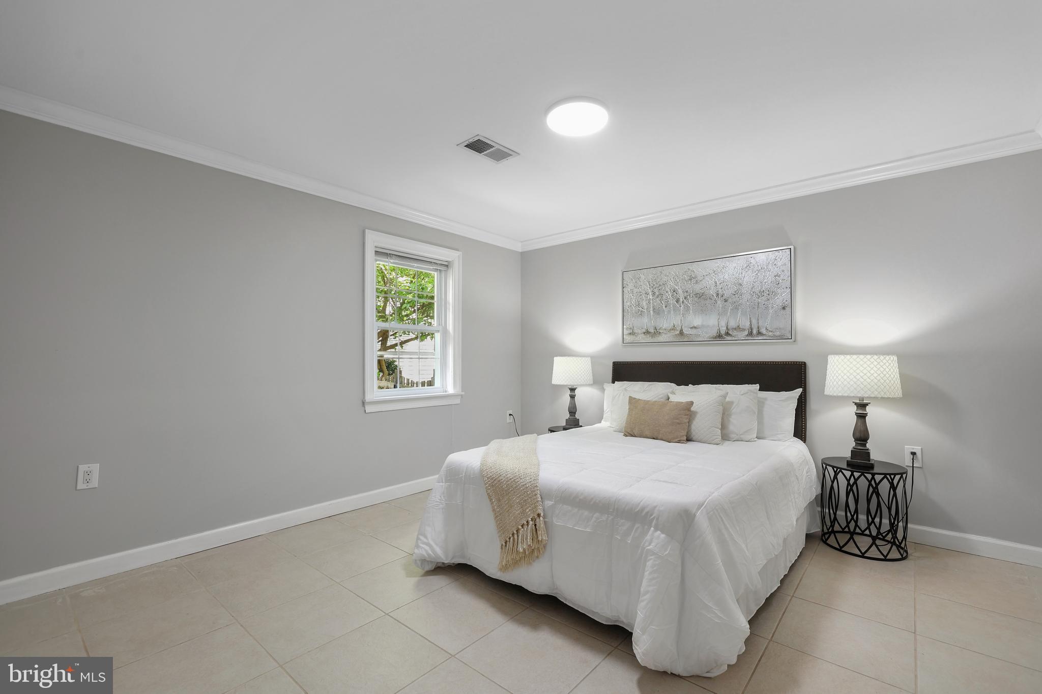 3200 Manitoba Dr