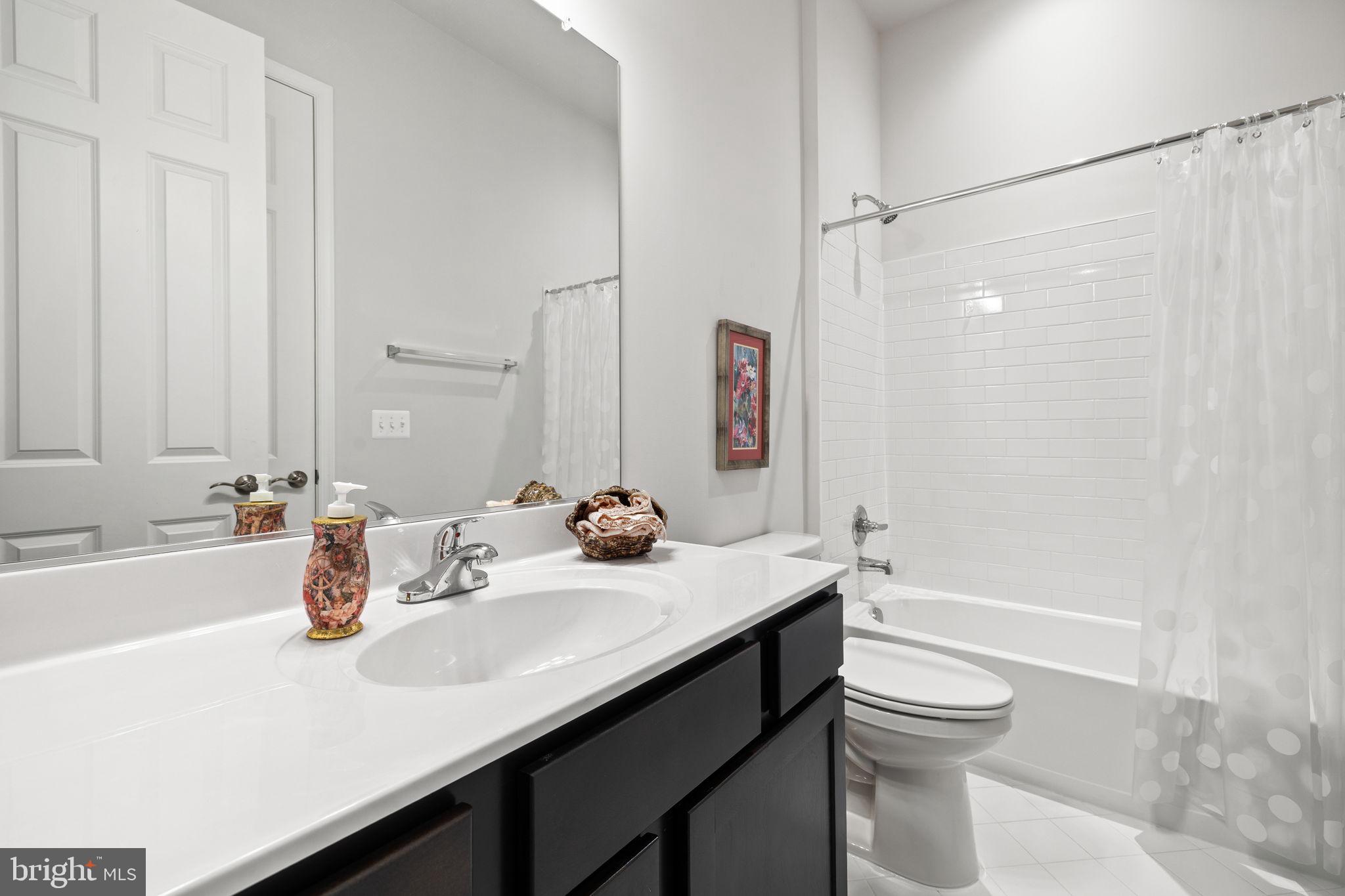 9453 Sarah Mill Ter