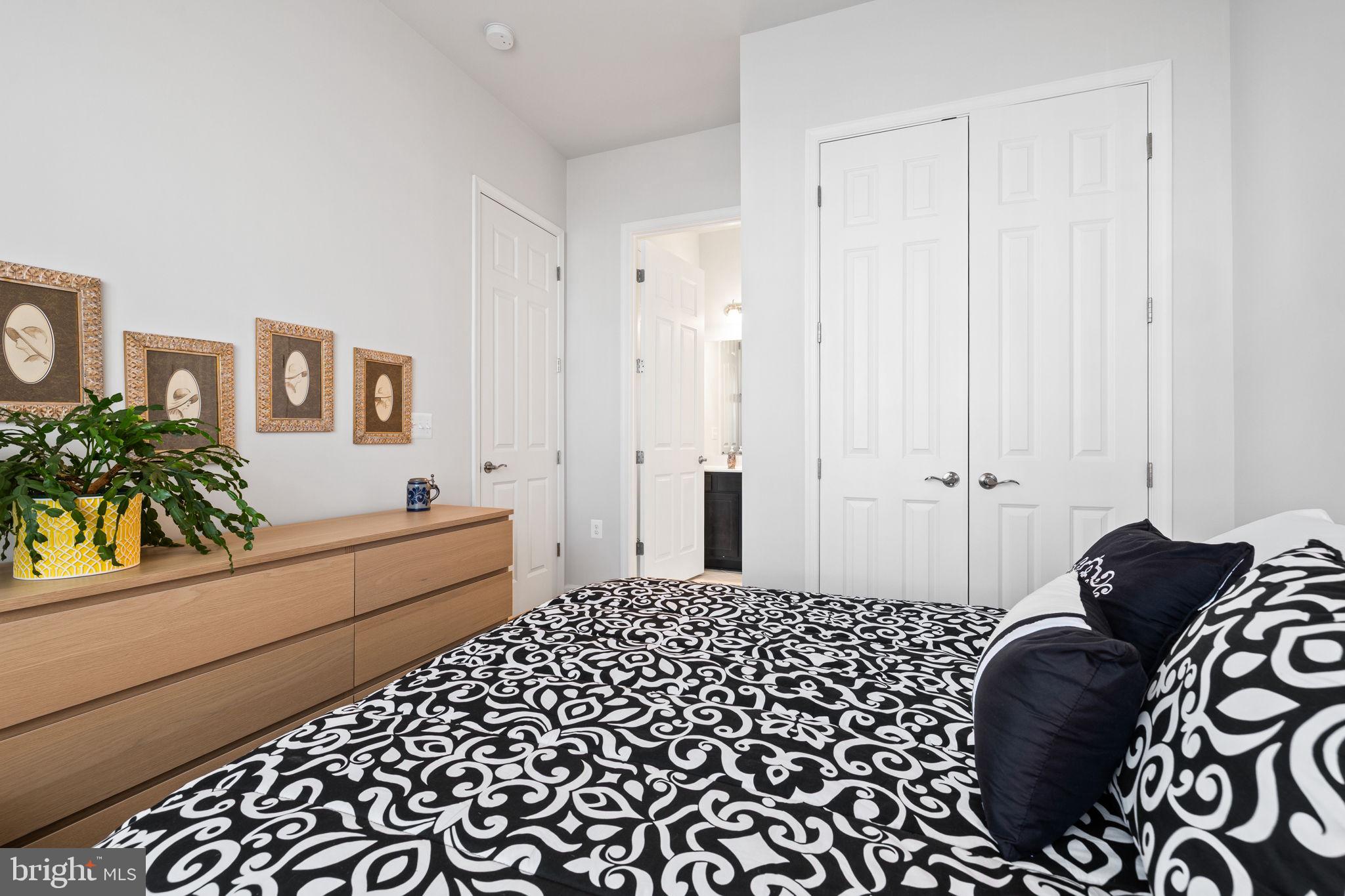 9453 Sarah Mill Ter