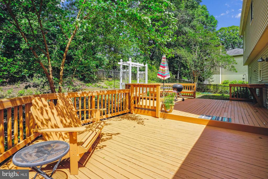 3864 ORIOLE COURT