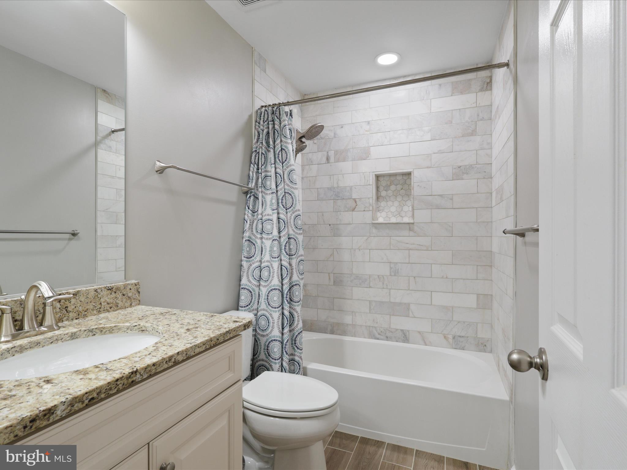 15832 BEAU RIDGE DRIVE