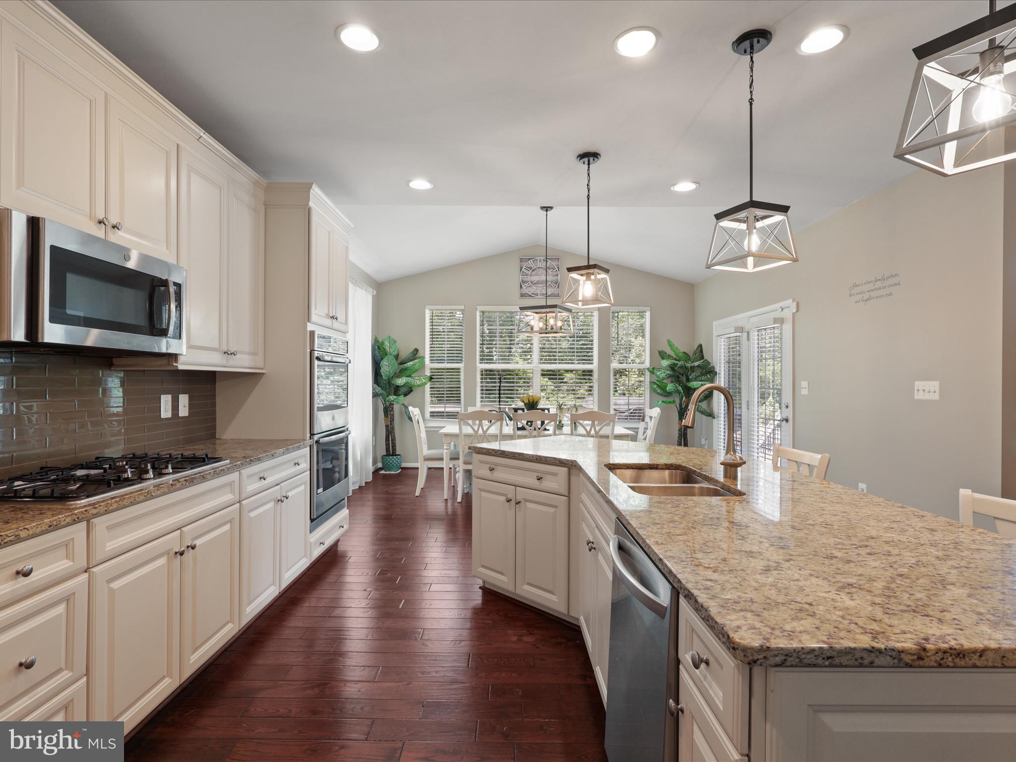 15832 BEAU RIDGE DRIVE