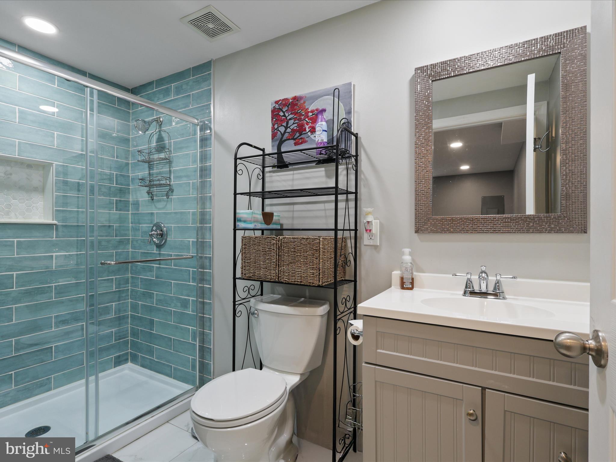 15832 BEAU RIDGE DRIVE