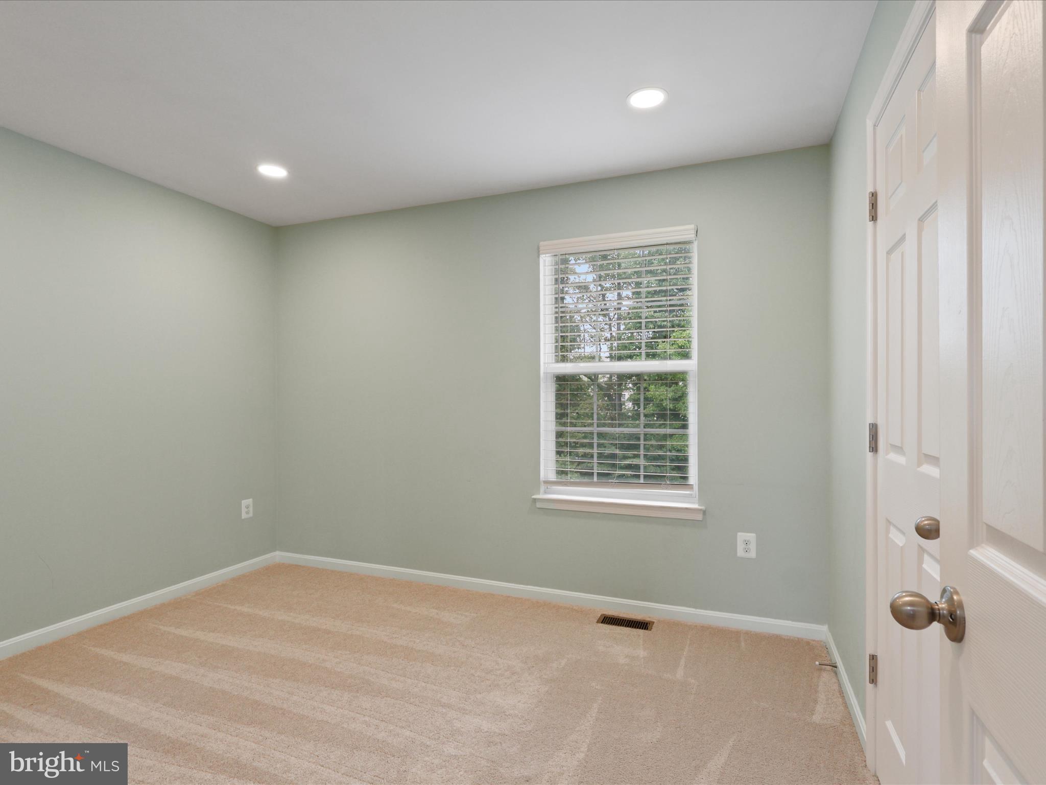 15832 BEAU RIDGE DRIVE