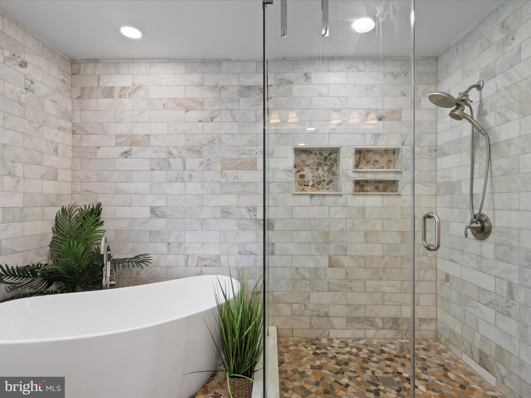 15832 BEAU RIDGE DRIVE