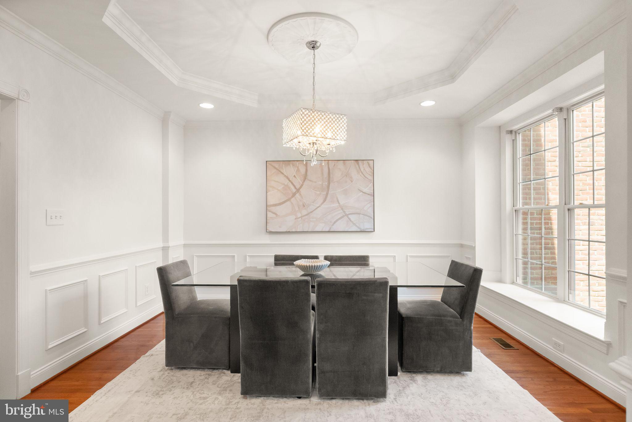 5704 Wheelwright Way