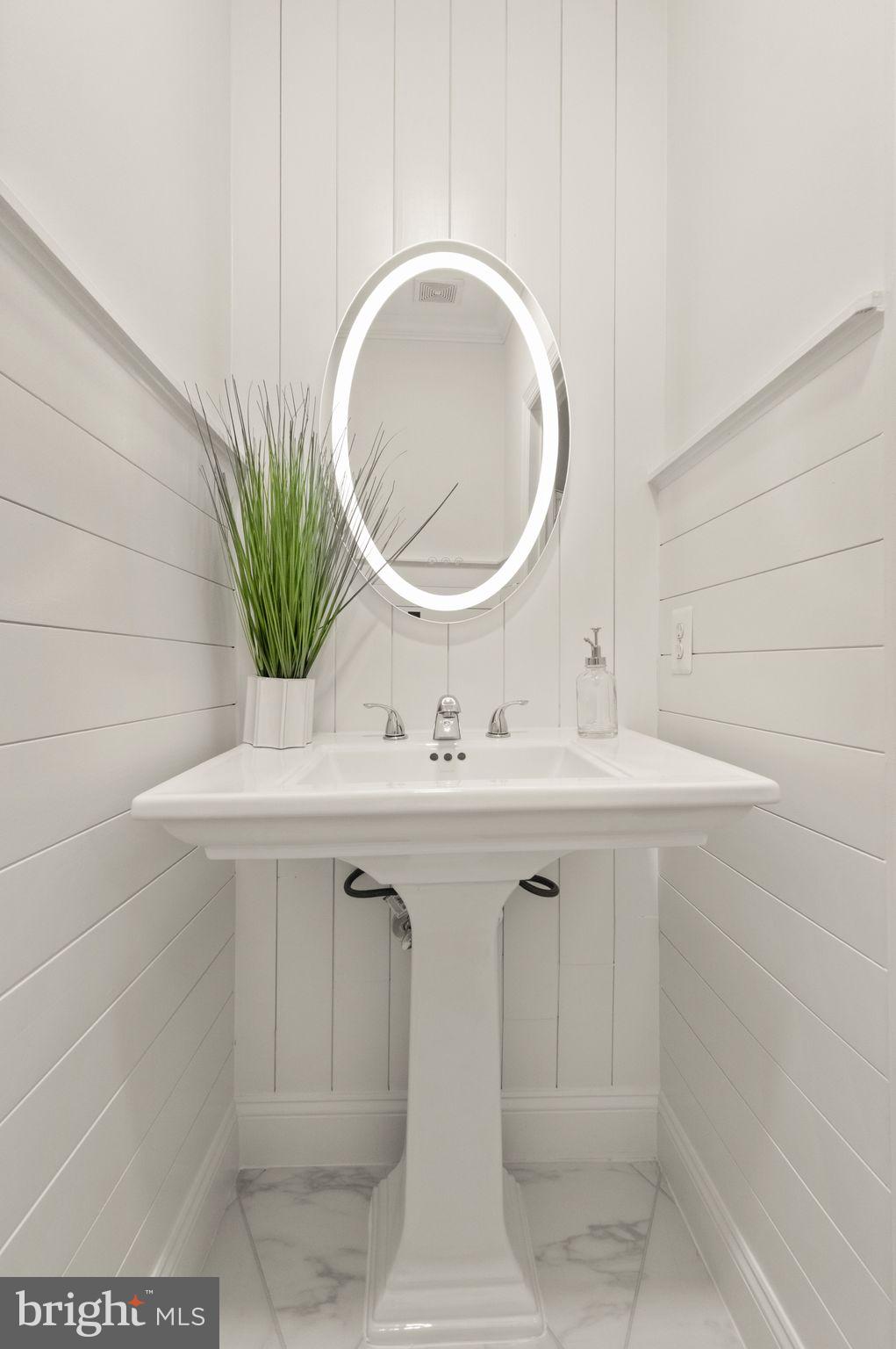 5704 Wheelwright Way