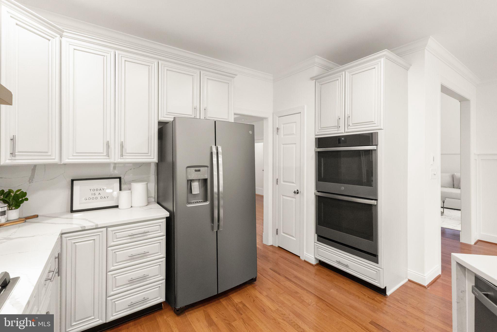 5704 Wheelwright Way