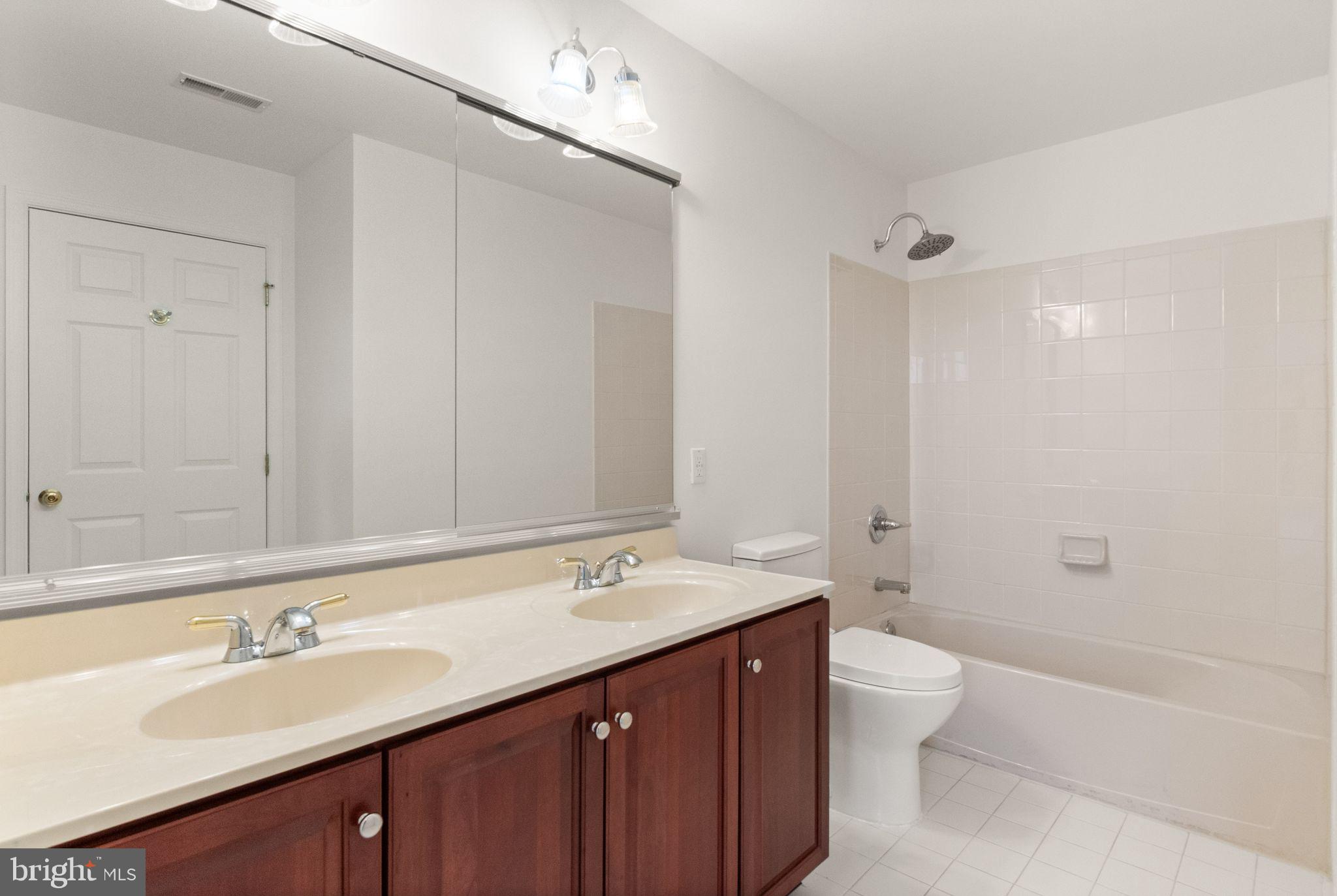 5704 Wheelwright Way