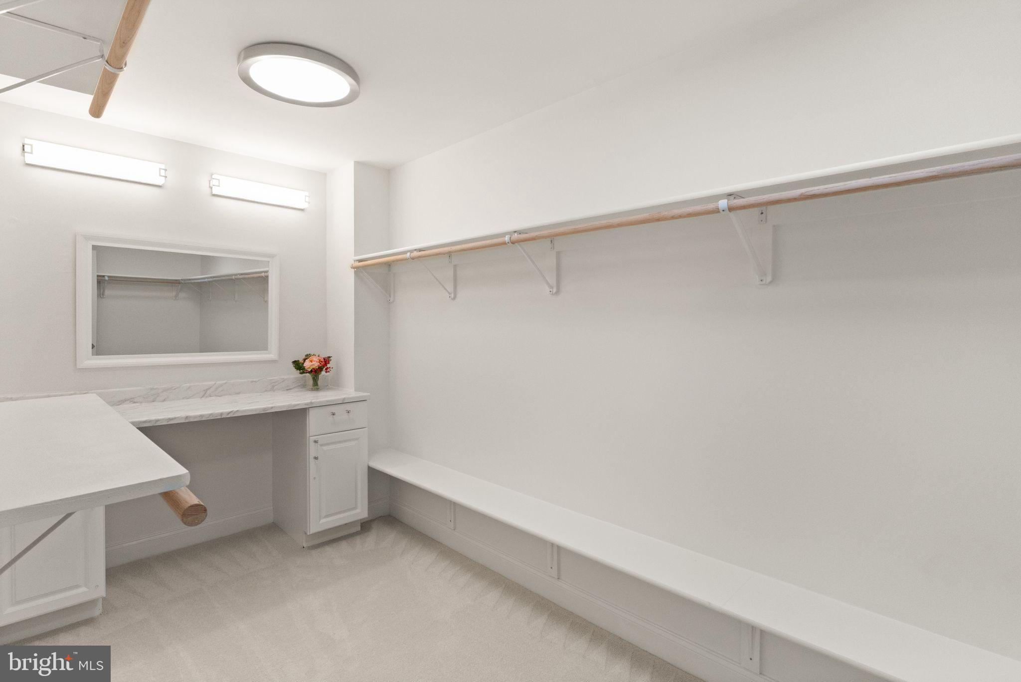 5704 Wheelwright Way