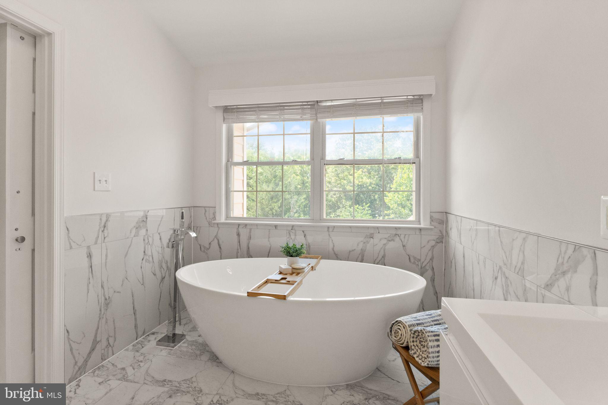 5704 Wheelwright Way