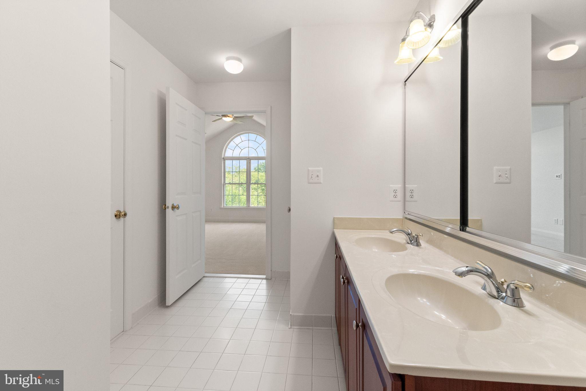 5704 Wheelwright Way