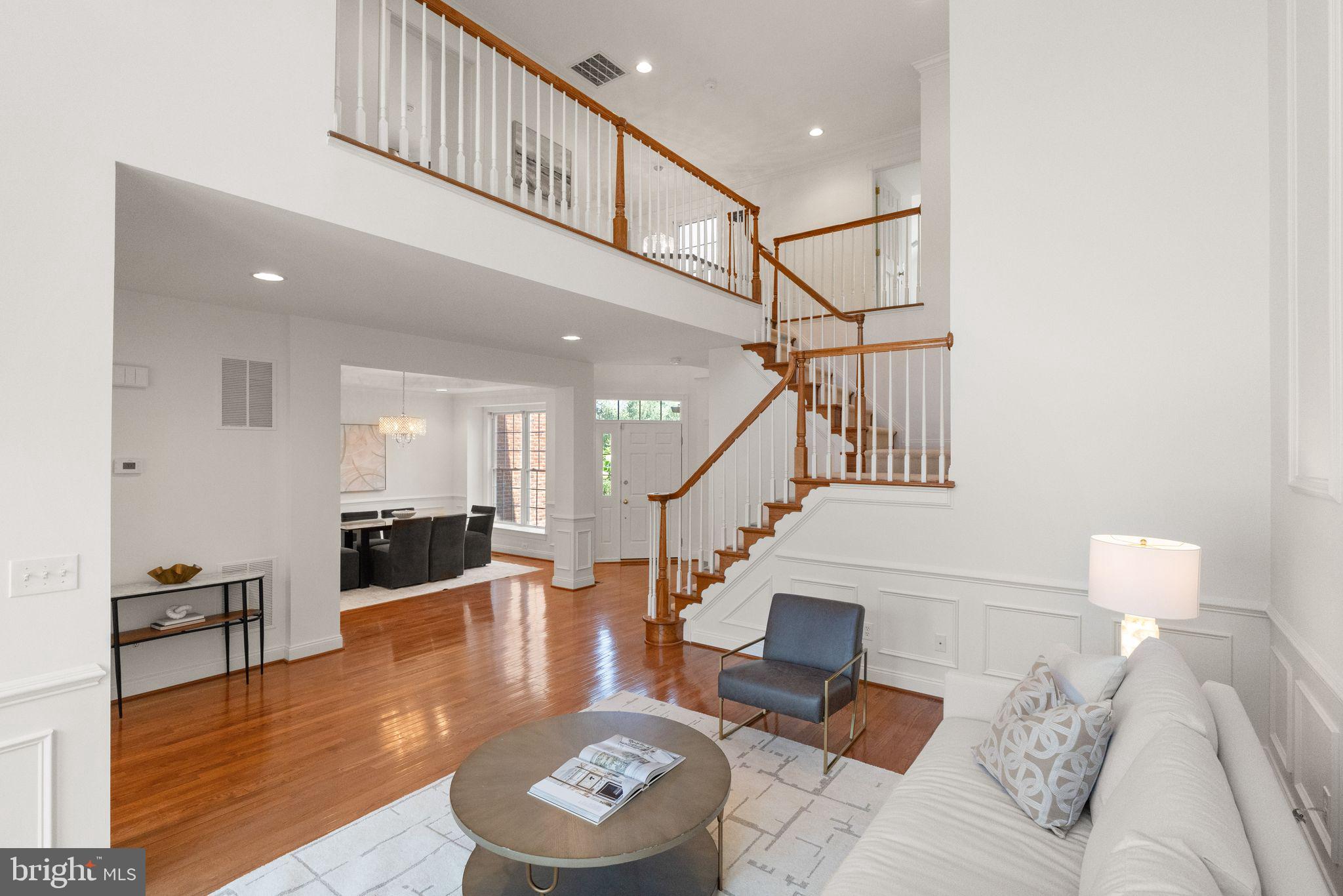 5704 Wheelwright Way