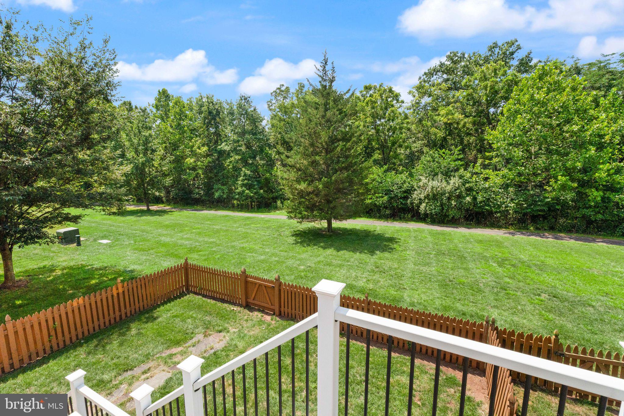 5704 Wheelwright Way